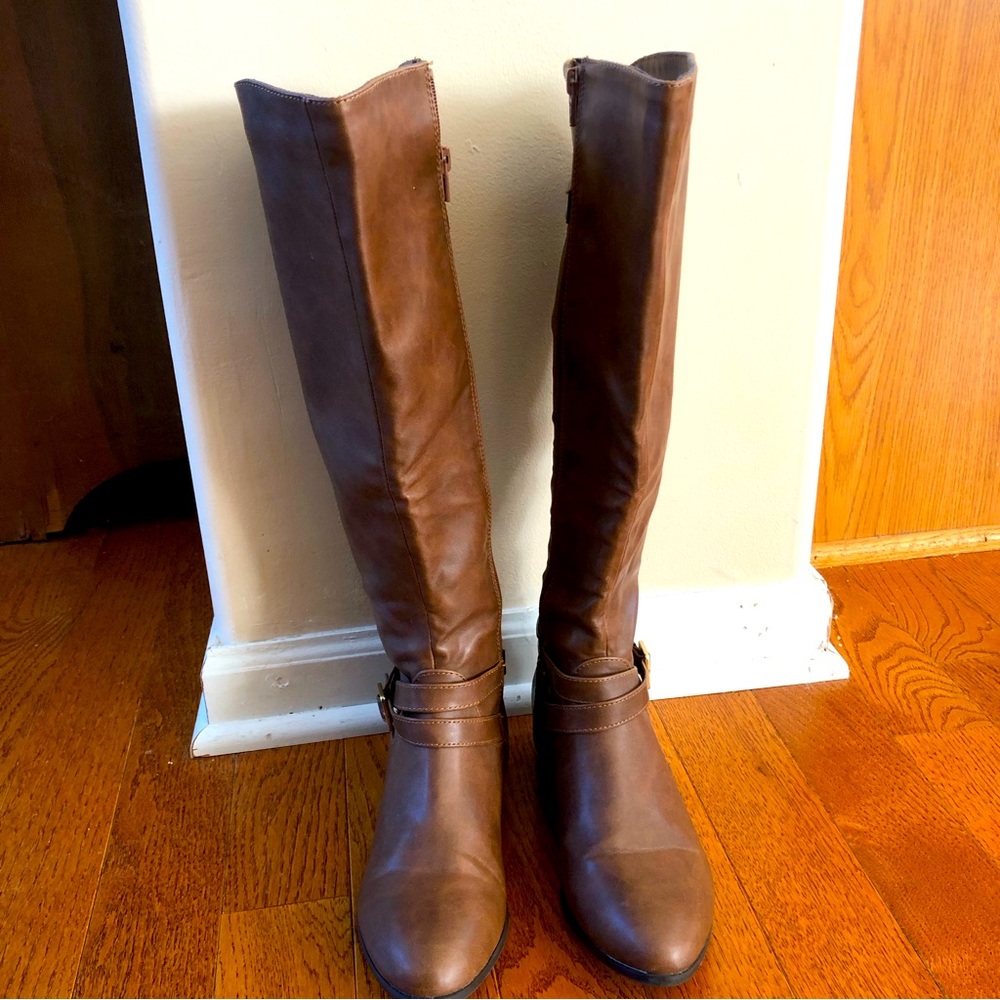 Material Girl High Boots Cognac Size 7.5 M Buckle Zipper Box MCAPRI Lined